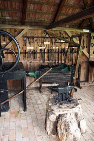 blacksmith tools